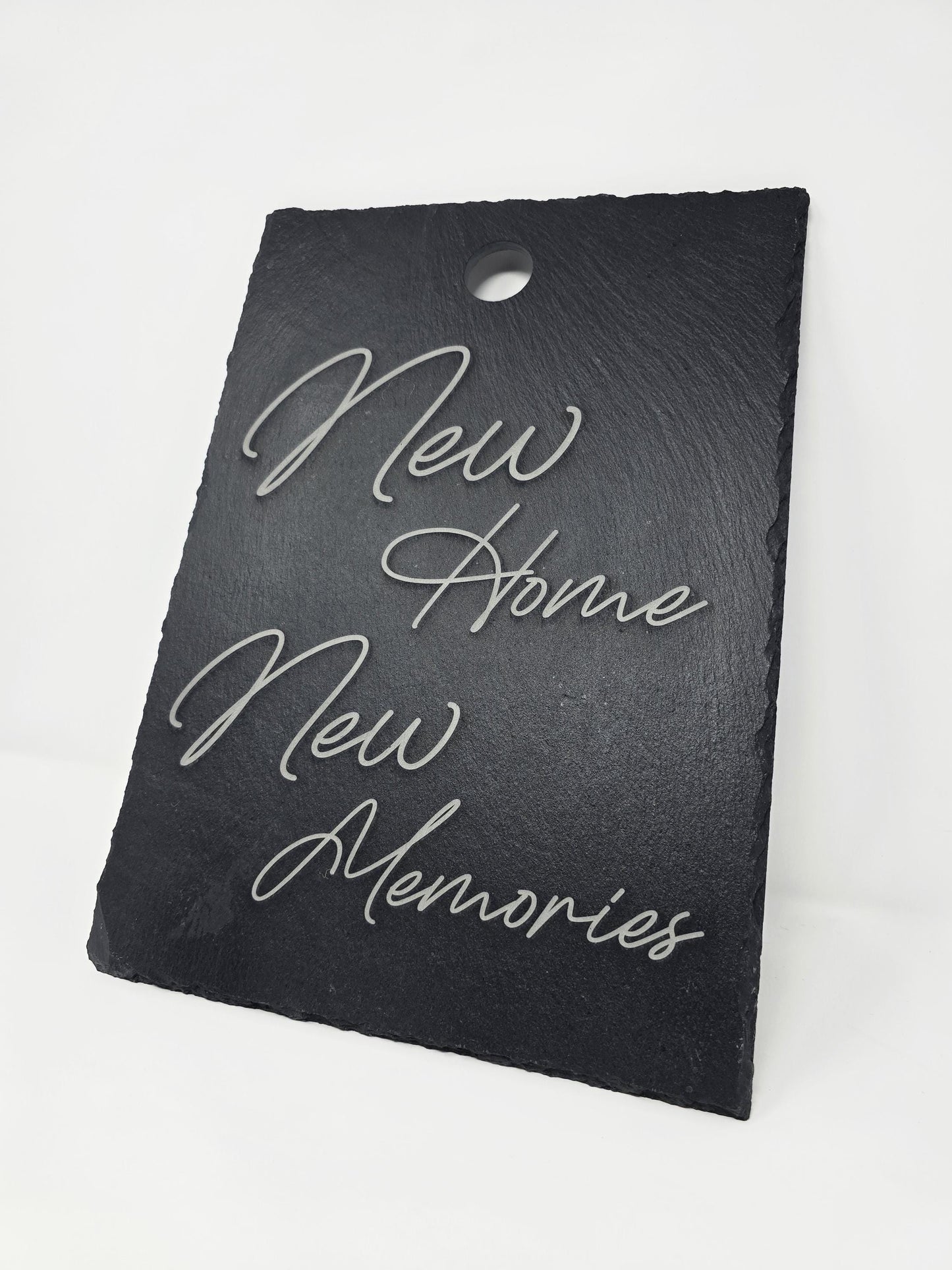 Engraved slate stone Board – “New Home New Memories” – Housewarming Gift – Rustic Kitchen Decor – Personalized option